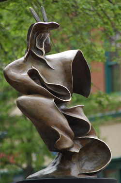 Honor sculpture